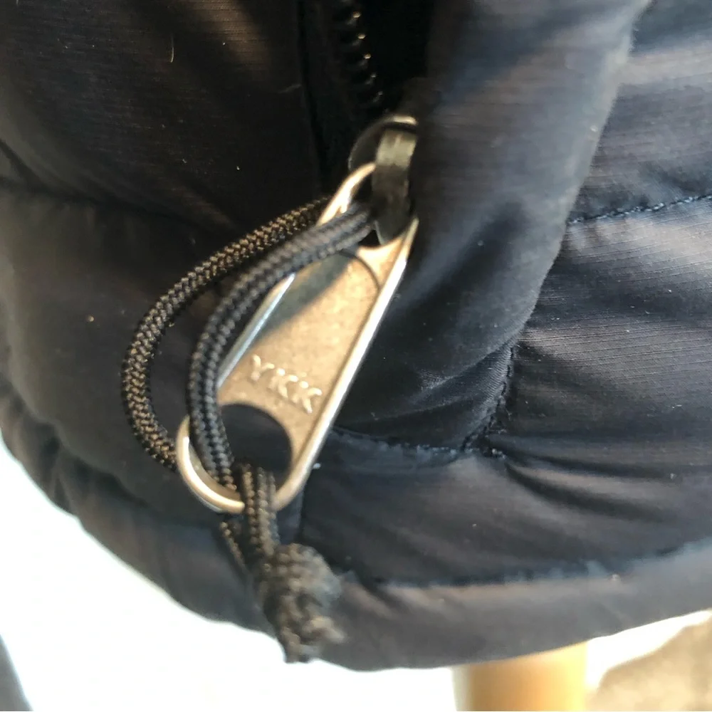 The North Face 700 Women's Size XS Full Zip Puffer Goose Down Black Jacket - Picture 10 of 16